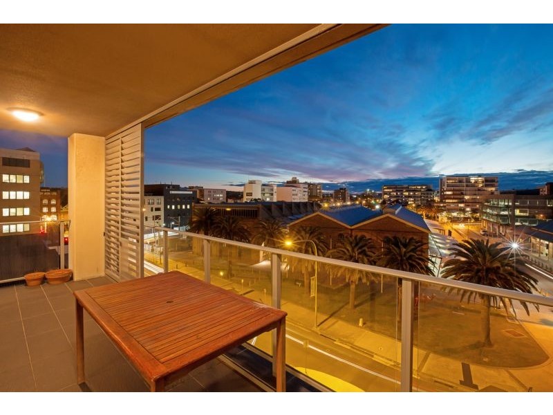 510/335 Wharf Road, Newcastle NSW 2300