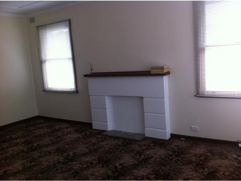 11 Westwood Avenue, Adamstown Heights NSW 2289