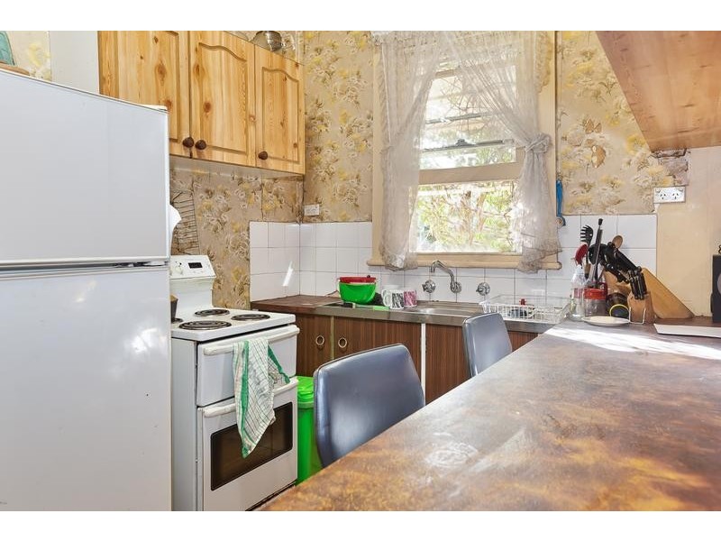 9 Nelson Street, Mayfield NSW 2304