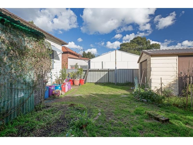 9 Nelson Street, Mayfield NSW 2304