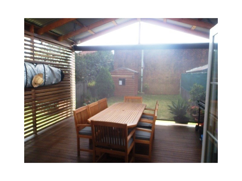 38 Skelton Street, Hamilton East NSW 2303