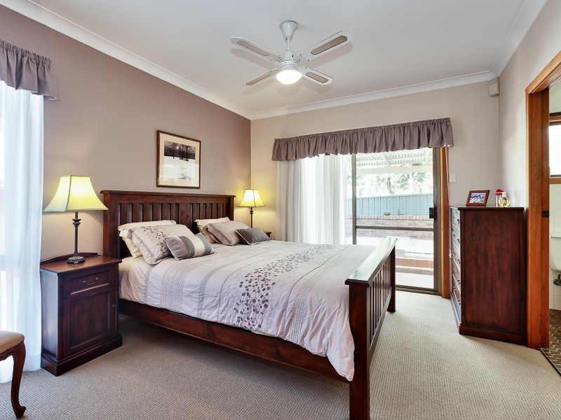 21 Blaxland Road, Macquarie Hills NSW 2285