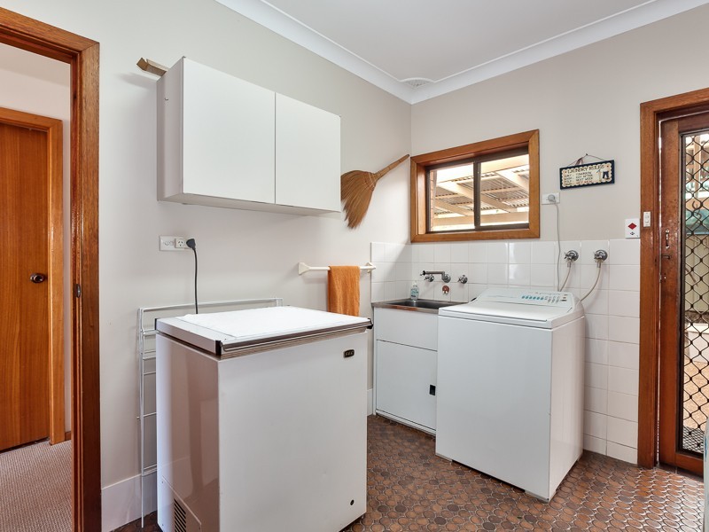 21 Blaxland Road, Macquarie Hills NSW 2285