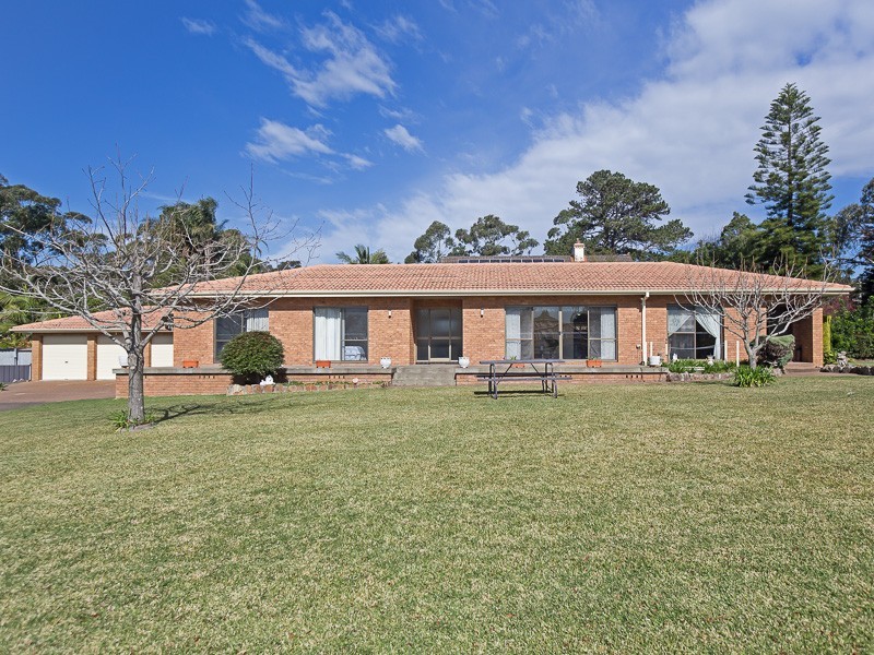 21 Blaxland Road, Macquarie Hills NSW 2285