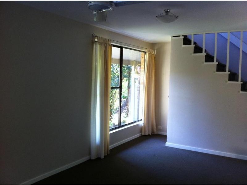 37 Kingsway Parade, Rankin Park NSW 2287