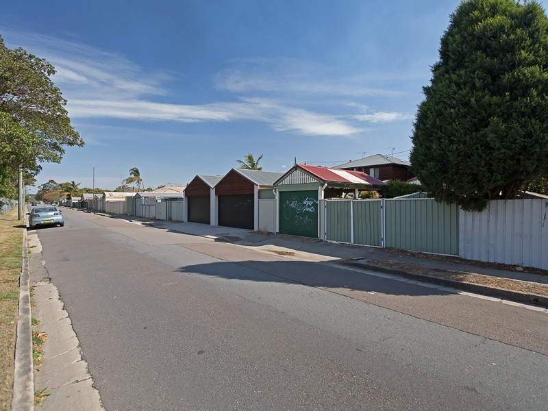 11 Emerald Street, Hamilton North NSW 2292