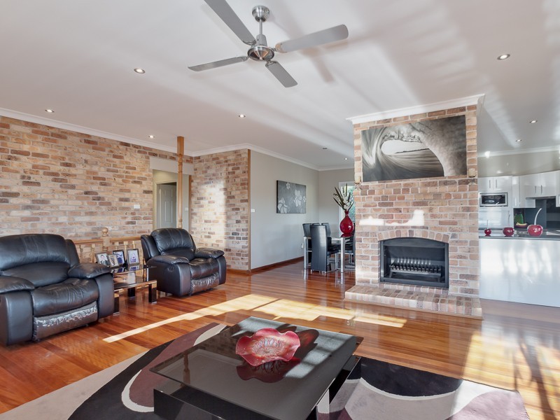 14 Bimbadeen Close, Belmont North NSW 2280