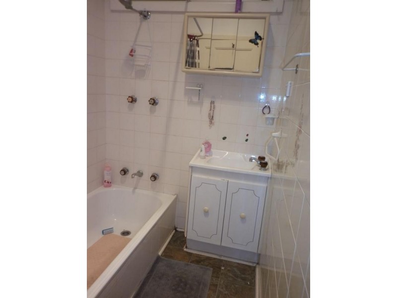 37 CARANDOTTA STREET, Mayfield NSW 2304