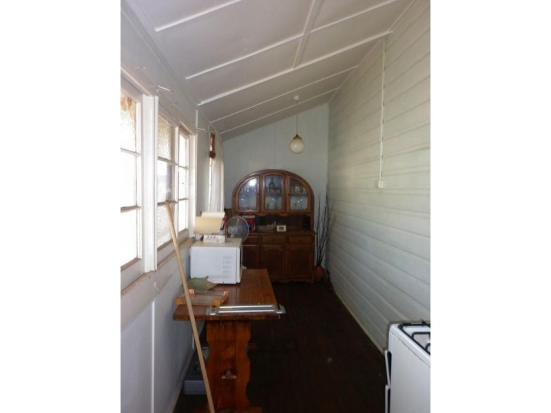 37 CARANDOTTA STREET, Mayfield NSW 2304