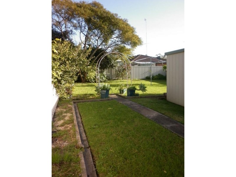 37 CARANDOTTA STREET, Mayfield NSW 2304