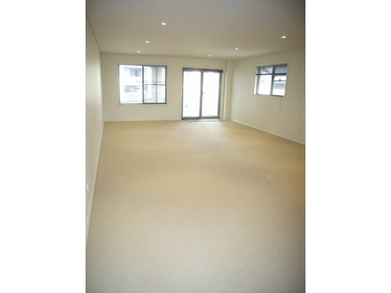 13/8 Bellevue Street, Newcastle NSW 2300