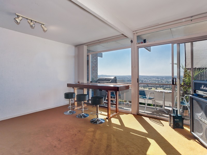 4/18 Memorial Drive, The Hill NSW 2300