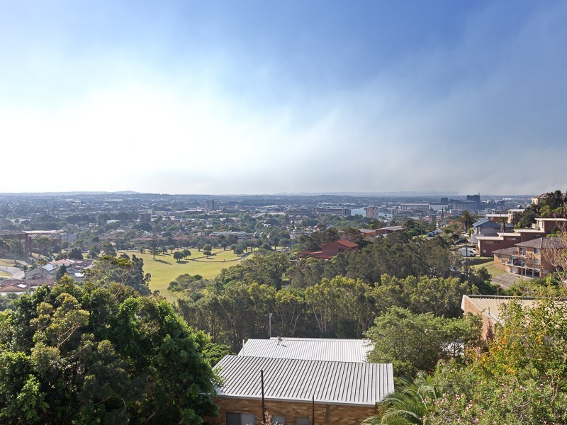 4/18 Memorial Drive, The Hill NSW 2300