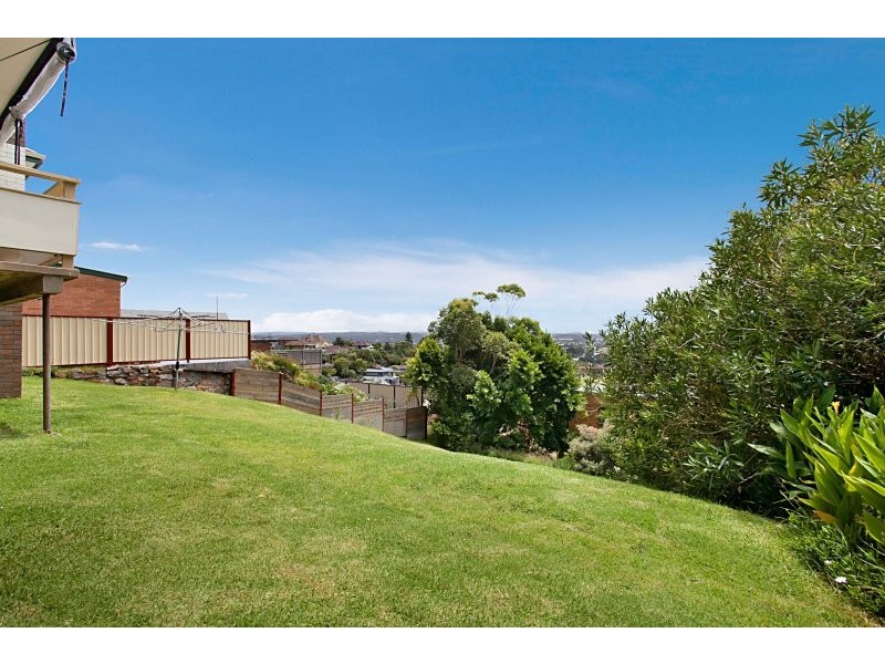 4/18 Memorial Drive, The Hill NSW 2300