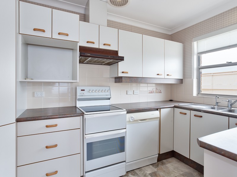 2/36 The Terrace, The Hill NSW 2300