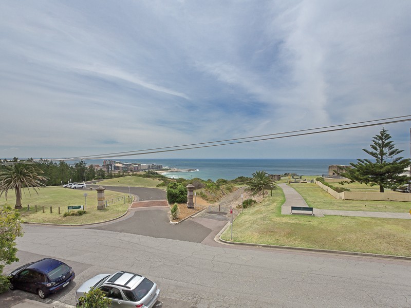 2/36 The Terrace, The Hill NSW 2300