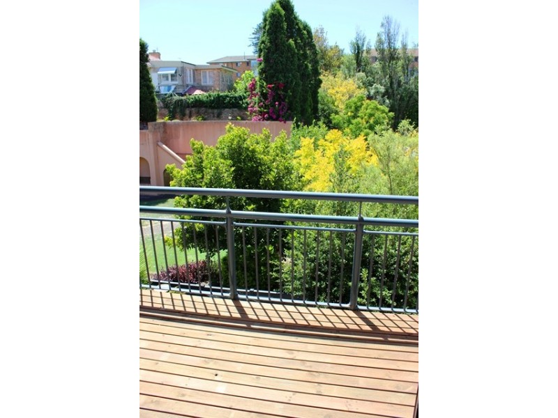 13/116 TYRRELL STREET, The Hill NSW 2300