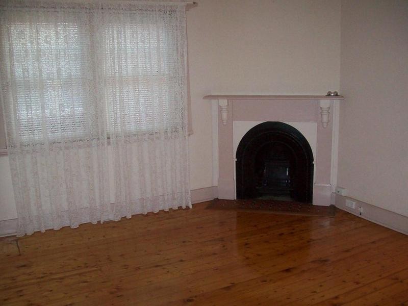 34 SKELTON STREET, Hamilton NSW 2303