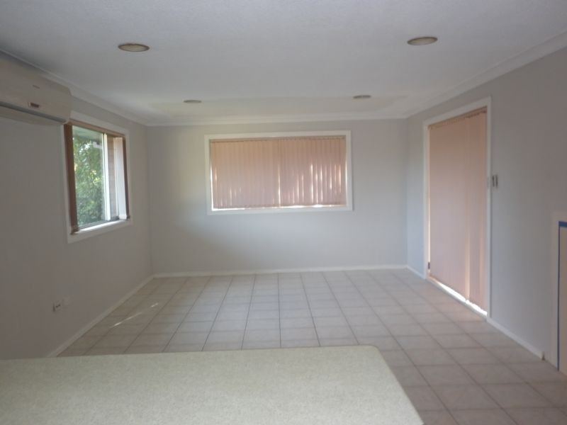 3 Sabah Close, Rankin Park NSW 2287