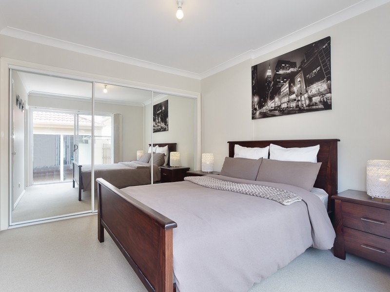 1/28 Churchill Circuit, Hamilton South NSW 2303