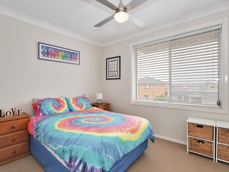 1/28 Churchill Circuit, Hamilton South NSW 2303