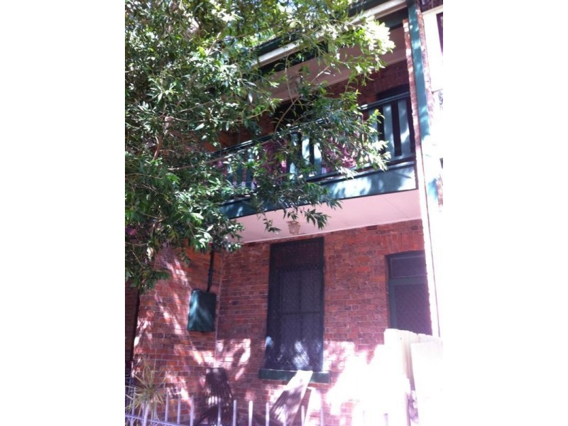 55 GIBSON STREET, Cooks Hill NSW 2300