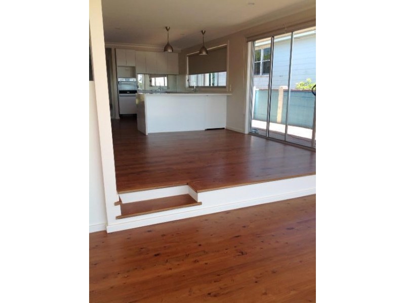 68 Woodward Street, Merewether Heights NSW 2291