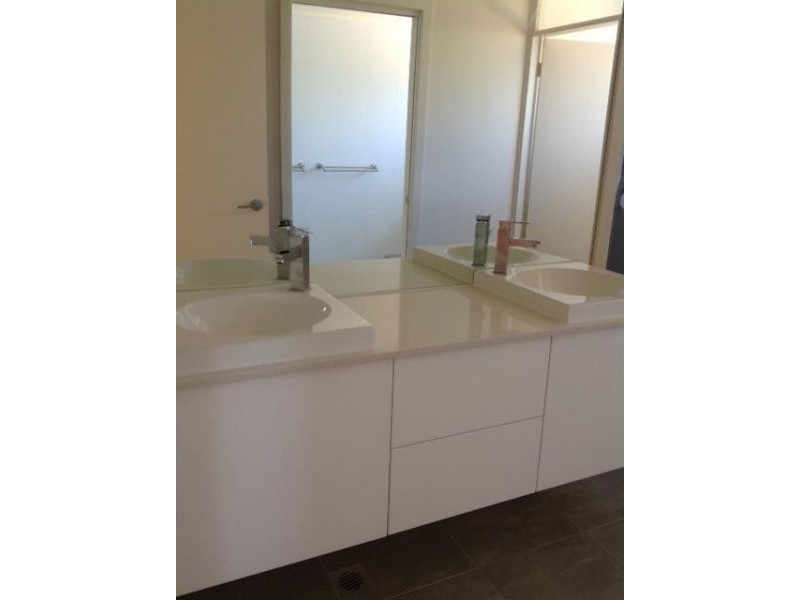 68 Woodward Street, Merewether Heights NSW 2291