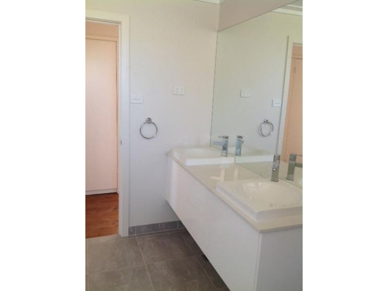 68 Woodward Street, Merewether Heights NSW 2291