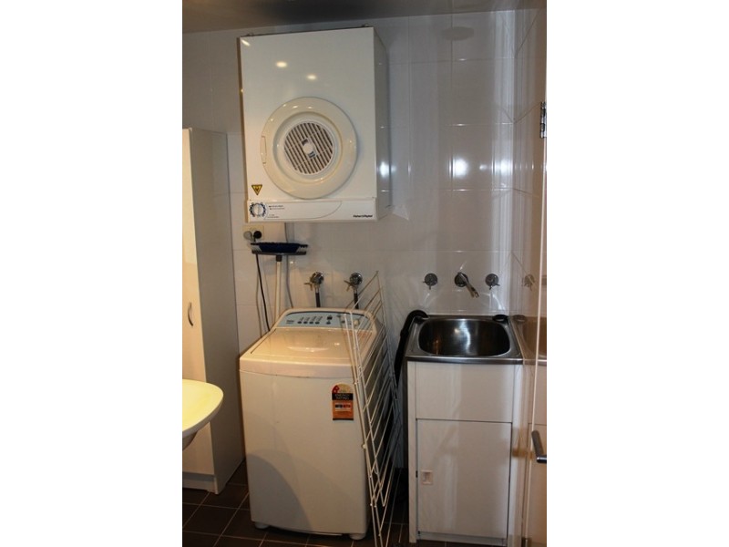 401/2 Honeysuckle Dve, Newcastle NSW 2300