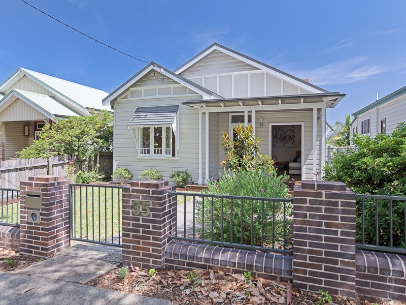 35 Durham Road, Lambton NSW 2299