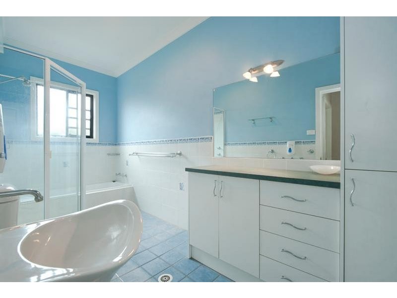 34 Hamilton Street, Hamilton North NSW 2292