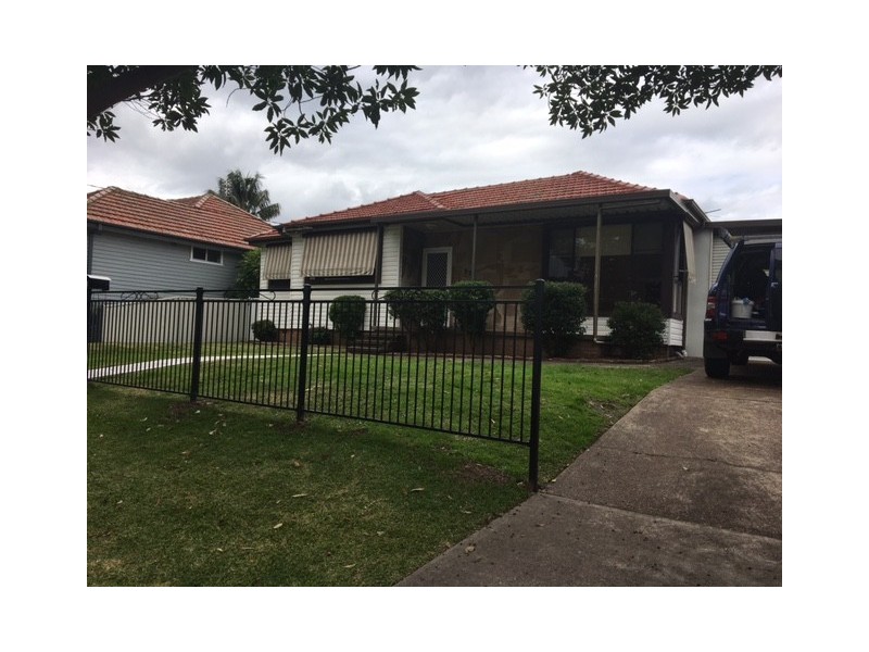 55 Martindale St, Wallsend NSW 2287