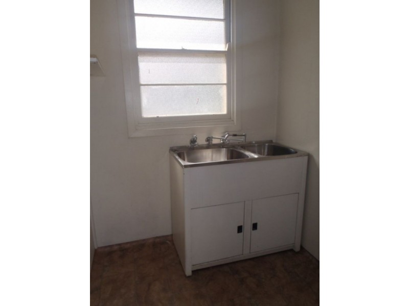 6 Wales, Charlestown NSW 2290