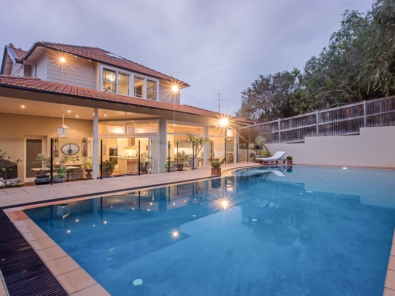 30 Swan Street, Newcastle NSW 2300