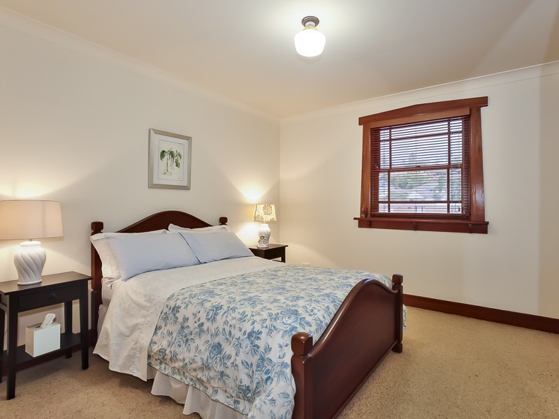 30 Swan Street, Newcastle NSW 2300