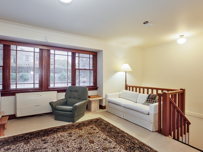 30 Swan Street, Newcastle NSW 2300