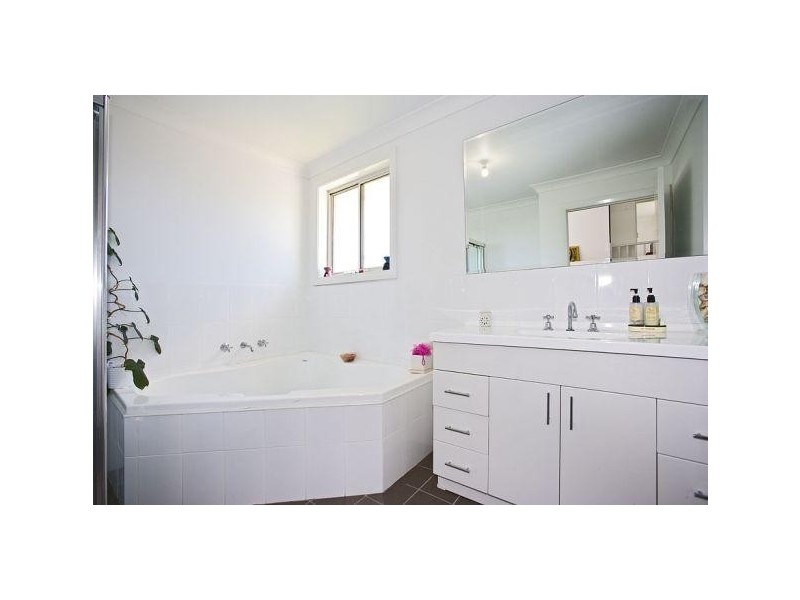 1/43 Harriet Street, Waratah NSW 2298