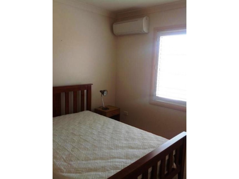 8/168 Kemp Street, Hamilton South NSW 2303