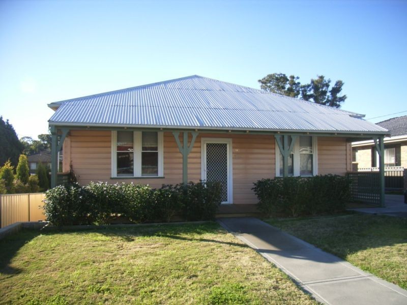 1a/22 Robert, Jesmond NSW 2299