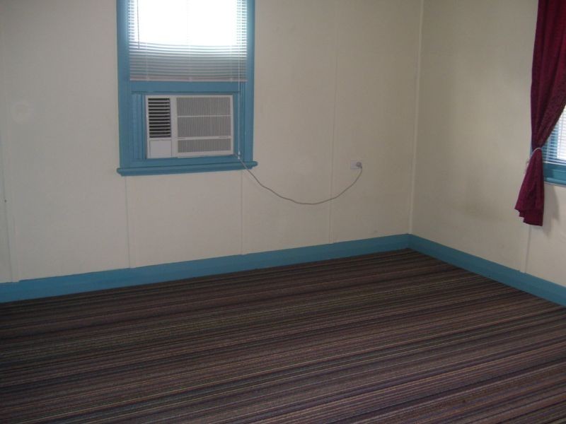 1a/22 Robert, Jesmond NSW 2299