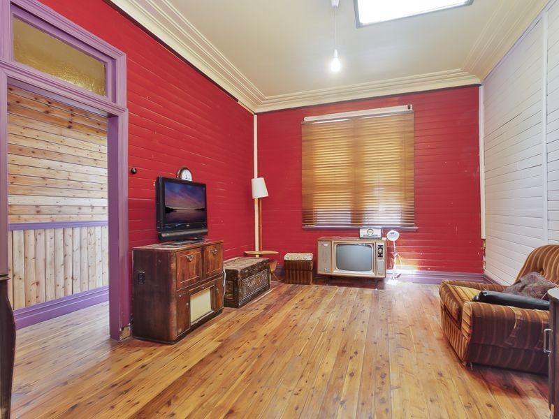 9 Ganney Road, Wallsend NSW 2287