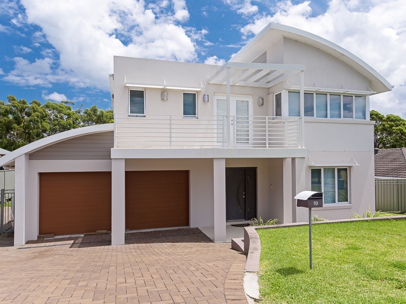 19 Tallowood Close, Charlestown NSW 2290