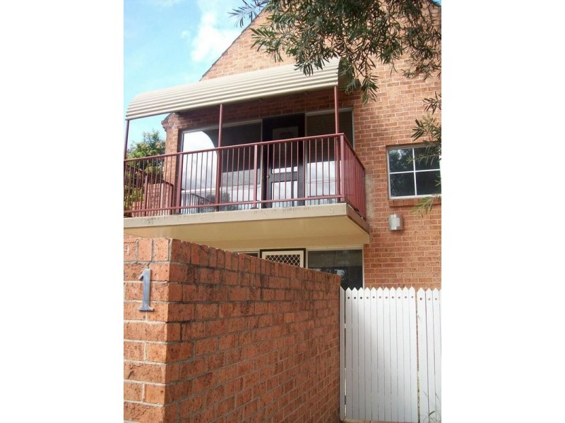 1/5 Dawson Street, Cooks Hill NSW 2300