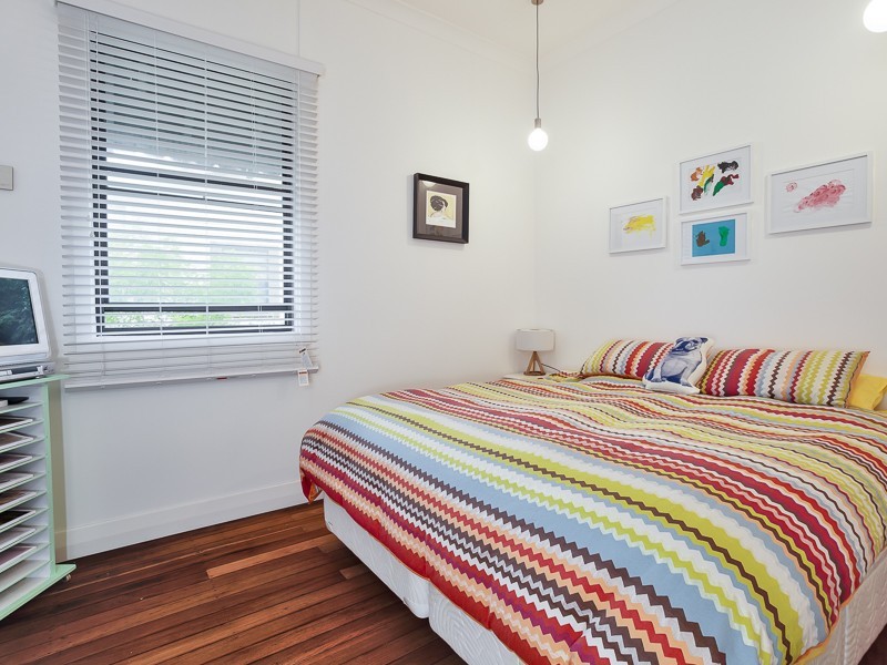 30 Cram Street, Merewether NSW 2291