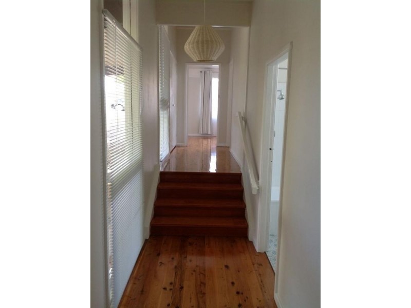 10 Ashford Parade, Merewether Heights NSW 2291