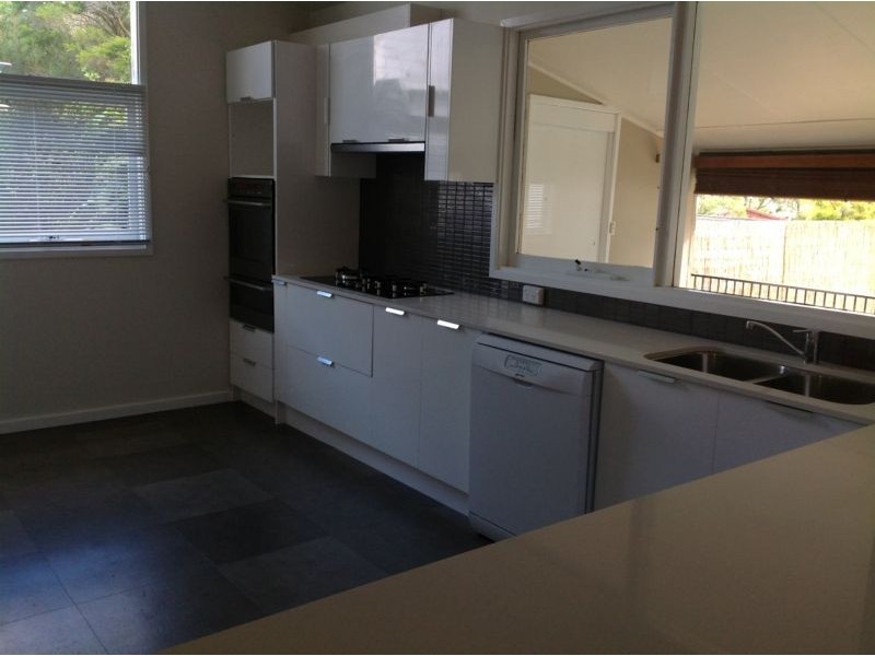 10 Ashford Parade, Merewether Heights NSW 2291