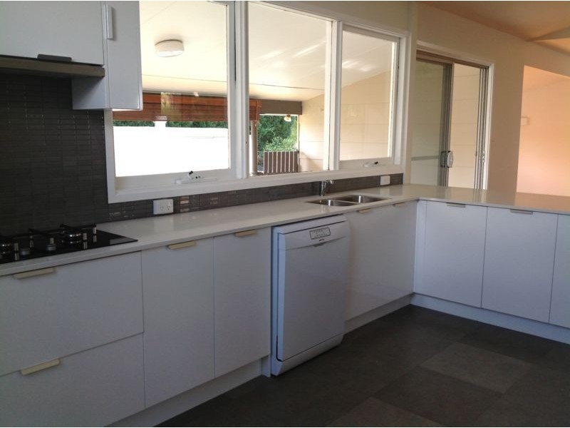 10 Ashford Parade, Merewether Heights NSW 2291