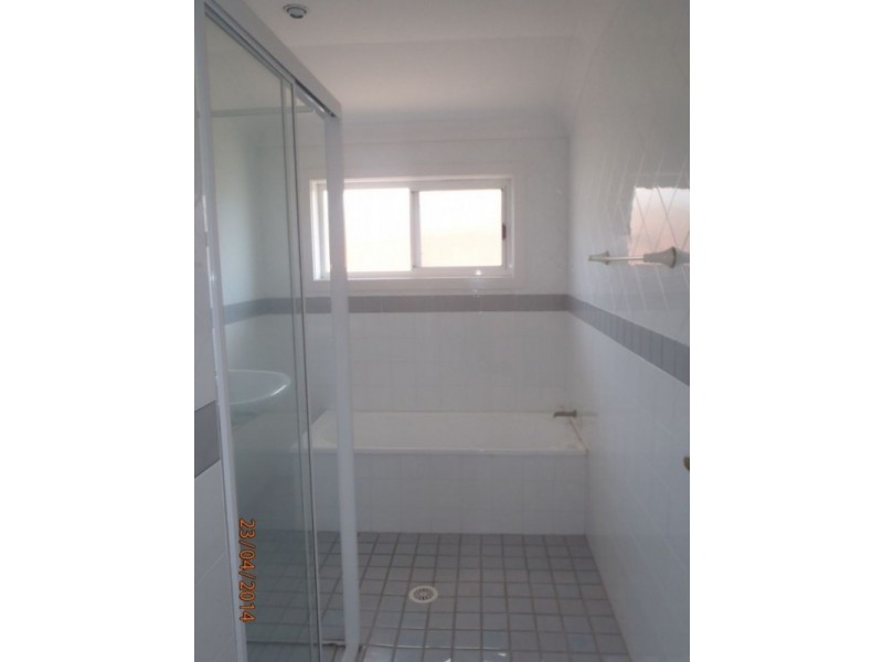 2/71 Berner Street, Merewether NSW 2291