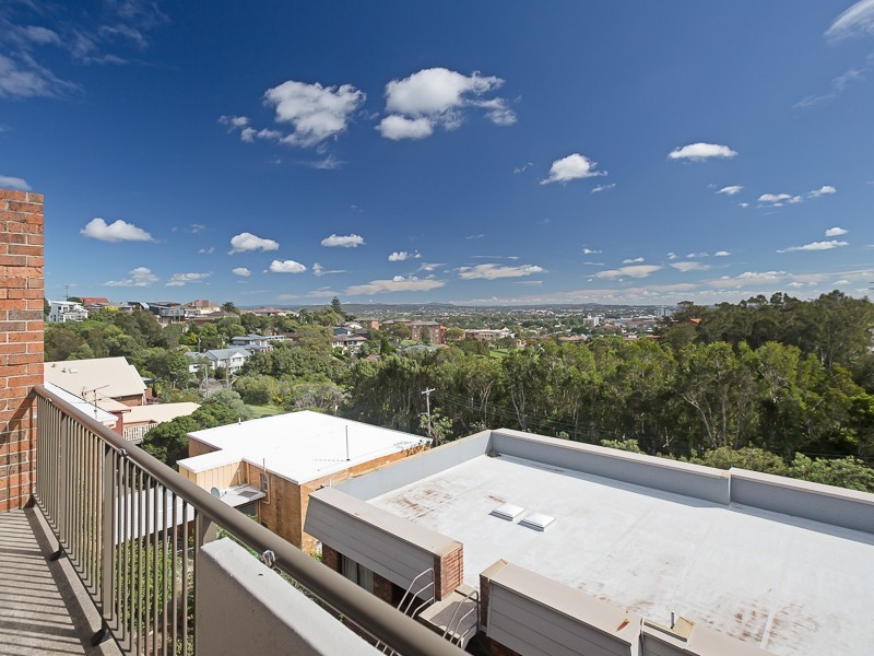 17/61 Nesca Parade, The Hill NSW 2300